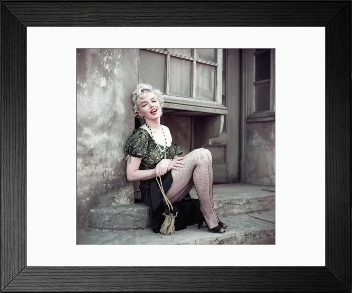 Framed Print : Marilyn Monroe, publicity photo for the movie Bus Stop, 1956 Framed Print : Marilyn Monroe, publicity photo for the movie Bus Stop, 1956