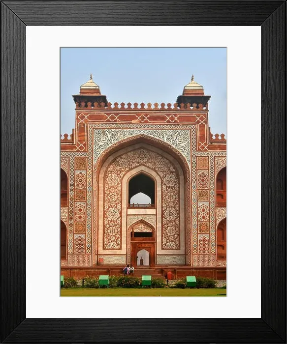 Framed Print : Entrance gate, Akbar's tomb, Sikandra, Uttar Pradesh, India, Asia Framed Print : Entrance gate, Akbar's tomb, Sikandra, Uttar Pradesh, India, Asia