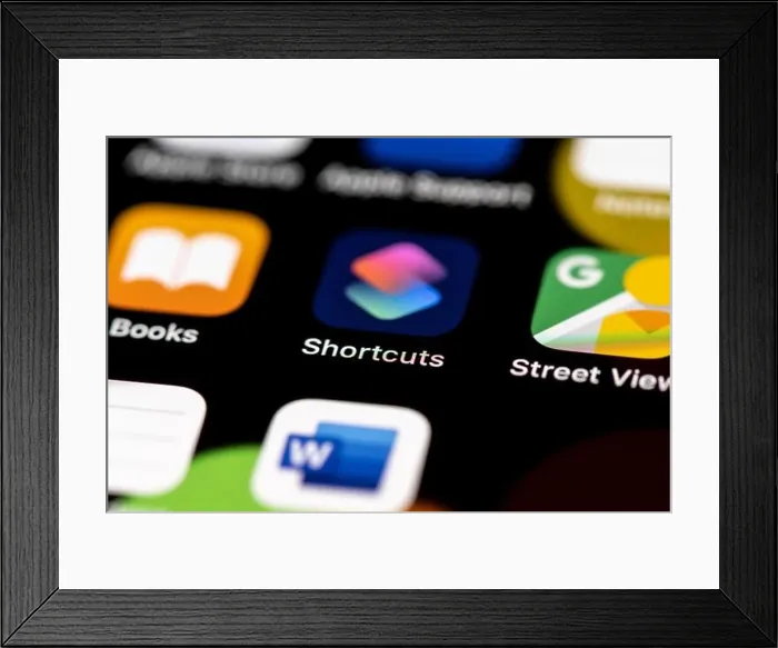 Framed Print : Shortcuts, App Icons on a mobile phone display, iPhone, Smartphone, close-up Framed Print : Shortcuts, App Icons on a mobile phone display, iPhone, Smartphone, close-up
