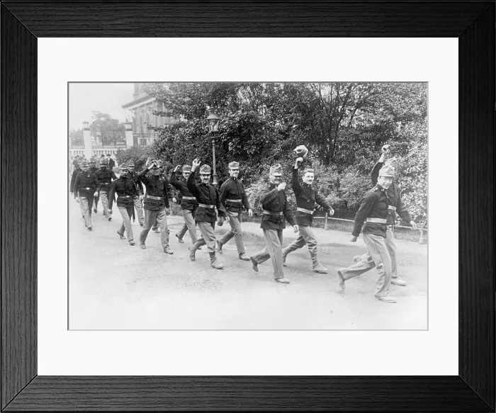 Framed Print : Reservists during the mobilization in Vienna, 1914 Framed Print : Reservists during the mobilization in Vienna, 1914