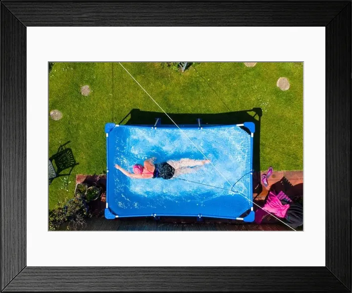 Framed Print : Fiona Philp from Limekilns, Fife, a wild open water swimmer, during a daily swim in pool in garden, Limekilns, Scotland, UK Framed Print : Fiona Philp from Limekilns, Fife, a wild open water swimmer, during a daily swim in pool in garden, Limekilns, Scotland, UK