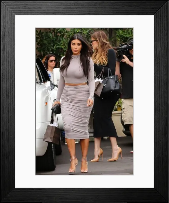 Framed Print : Kim Kardashian in grey crop turtleneck, Beverly Hills, USA, December 2014 Framed Print : Kim Kardashian in grey crop turtleneck, Beverly Hills, USA, December 2014