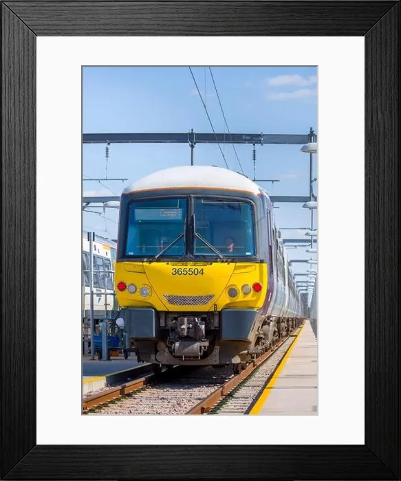Framed Print : Class 365 Networker Express train in Great Northern livery in a railway depot in the UK Framed Print : Class 365 Networker Express train in Great Northern livery in a railway depot in the UK