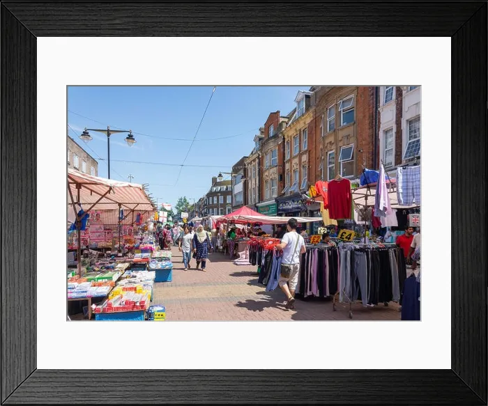 Framed Print : Barking Street Market, East Street, Barking, London Borough of Barnet, Greater London, England, United Kingdom Framed Print : Barking Street Market, East Street, Barking, London Borough of Barnet, Greater London, England, United Kingdom