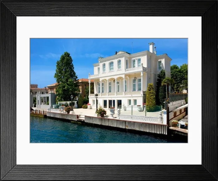 Framed Print : Yali at Yenikoy facing the Bosphorus near Istanbul Framed Print : Yali at Yenikoy facing the Bosphorus near Istanbul