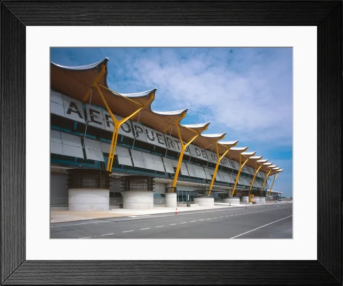 Framed Print : MADRID BARAJAS AIRPORT- TERMINAL 4, MADRID, SPAIN Framed Print : MADRID BARAJAS AIRPORT- TERMINAL 4, MADRID, SPAIN