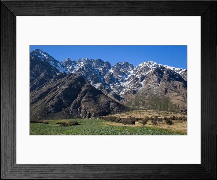 Framed Print : The Remarkables bordering Lake Wakatipu near Queenstown in the South Island of New Zealand