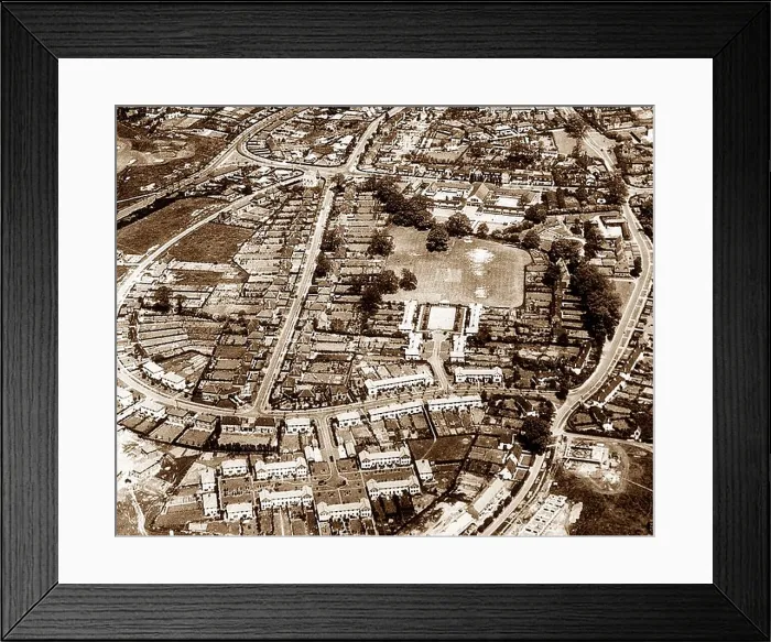 Framed Print : Welwyn Garden City in 1936 Framed Print : Welwyn Garden City in 1936
