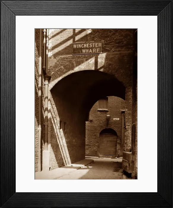 Framed Print : Clink Street, leading to Winchester Wharf, London, early 1900s Framed Print : Clink Street, leading to Winchester Wharf, London, early 1900s