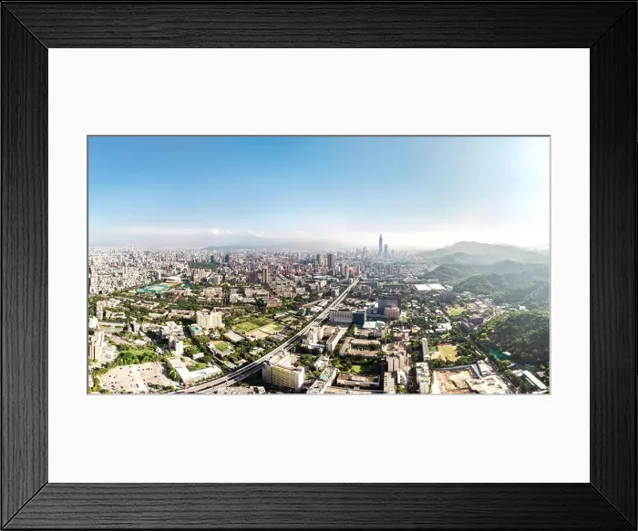 Framed Print : Skyline of taipei city in downtown Taipei, Taiwan Framed Print : Skyline of taipei city in downtown Taipei, Taiwan