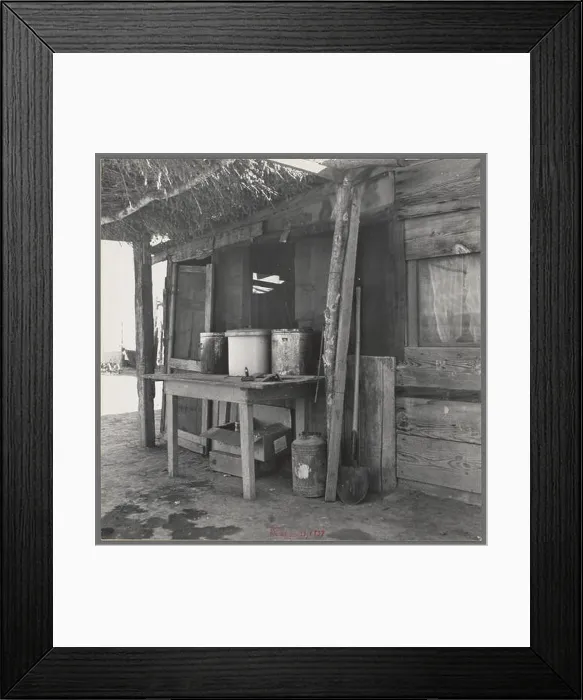 Framed Print : phot from the great depression in america around the 1930s Framed Print : phot from the great depression in america around the 1930s