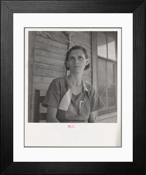 Framed Print : phot from the great depression in america around the 1930s Framed Print : phot from the great depression in america around the 1930s