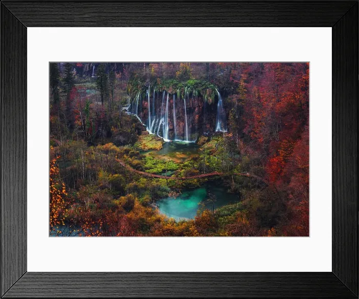 Framed Print : Beautiful waterfall autumn in Plitvice National Park, Croatia Framed Print : Beautiful waterfall autumn in Plitvice National Park, Croatia