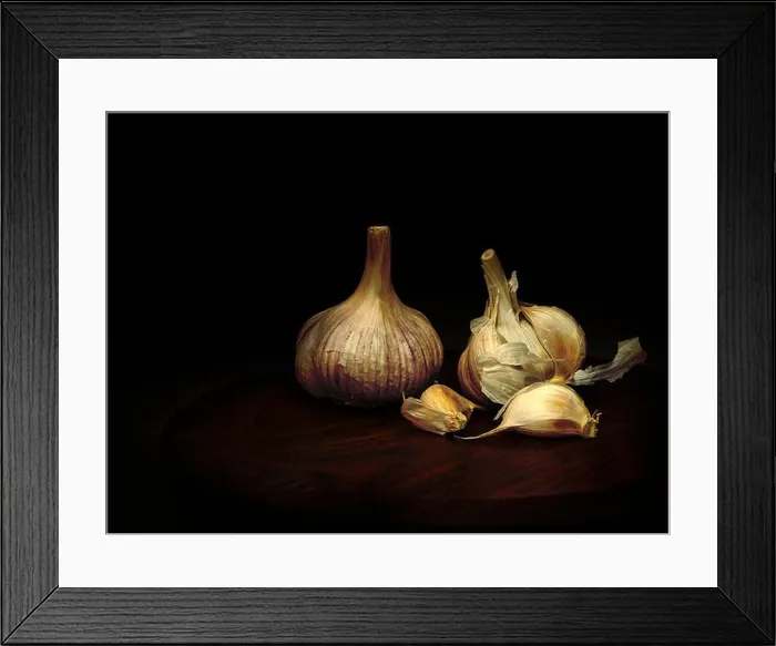 Framed Print : Chiaroscuro garlic on wooden plate. Still life, light painting Framed Print : Chiaroscuro garlic on wooden plate. Still life, light painting