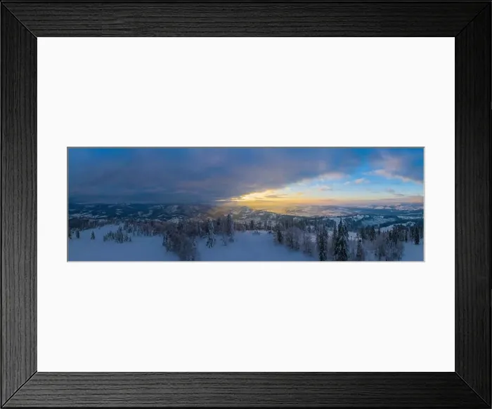 Framed Print : Panoramic view of the winter mountains Framed Print : Panoramic view of the winter mountains