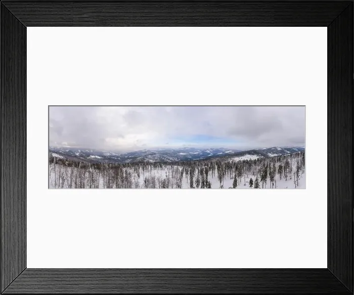 Framed Print : Panoramic view of the winter mountains Framed Print : Panoramic view of the winter mountains