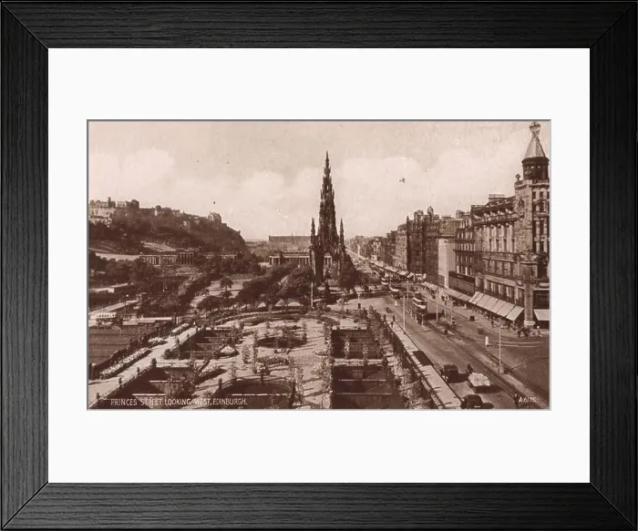 Framed Print : Princes Street Looking West Edinburgh Framed Print : Princes Street Looking West Edinburgh