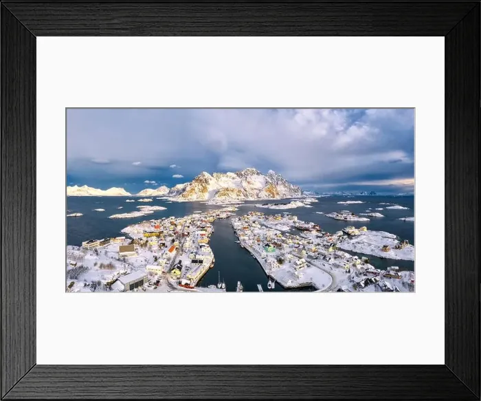 Framed Print : Aerial panoramic of Henningsvaer covered with snow, Vagan municipality, Lofoten Islands, Norway Framed Print : Aerial panoramic of Henningsvaer covered with snow, Vagan municipality, Lofoten Islands, Norway