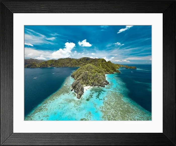 Framed Print : Aerial view of beautiful lagoons and limestone cliffs of Coron, Palawan, Philippines