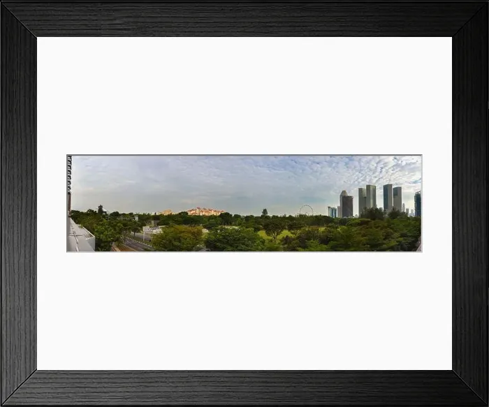 Framed Print : Singapore, 25 April 2019, Bbusiness district panorama over Marina Bay