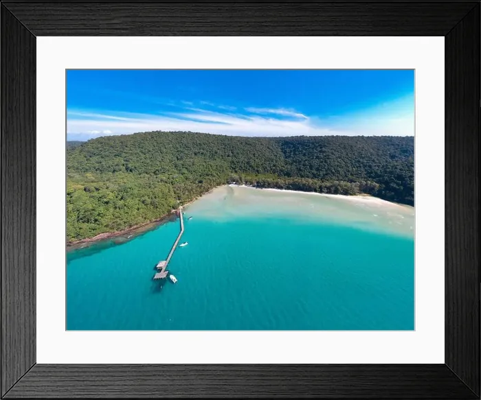 Framed Print : Blue sky and turqouise sea ocean at the island beside Koh Kood at the East of Thailand Framed Print : Blue sky and turqouise sea ocean at the island beside Koh Kood at the East of Thailand