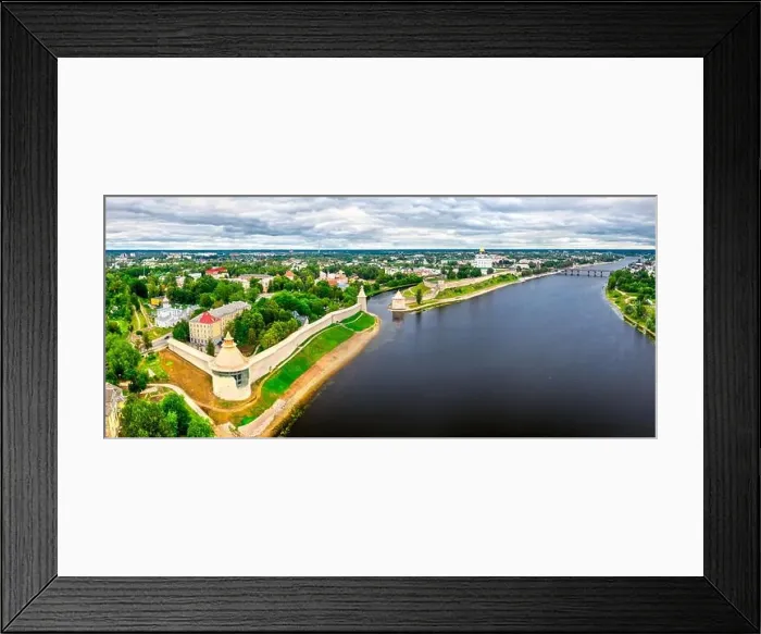 Framed Print : Pskov Kremlin with the Velikaya River in Russia Framed Print : Pskov Kremlin with the Velikaya River in Russia