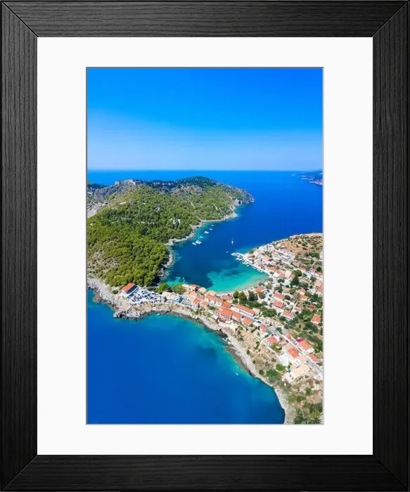 Framed Print : Picturesque Assos village in Kefalonia island, Greece Framed Print : Picturesque Assos village in Kefalonia island, Greece