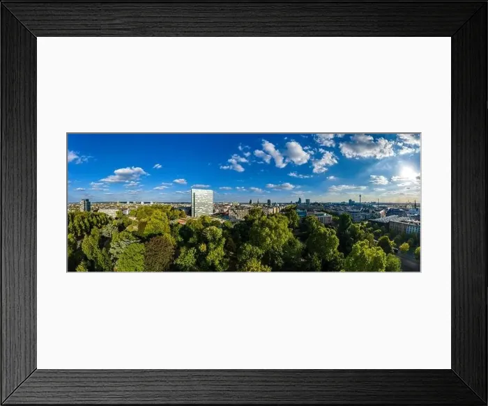 Framed Print : Dreischeibenhaus in Dusseldorf Framed Print : Dreischeibenhaus in Dusseldorf