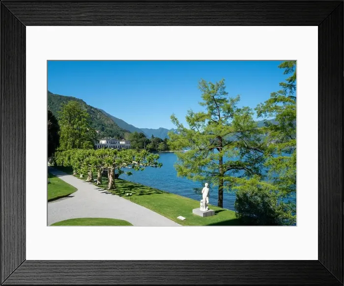 Framed Print : Amazing view of garden in Bellagio - Como lake in Italy Framed Print : Amazing view of garden in Bellagio - Como lake in Italy