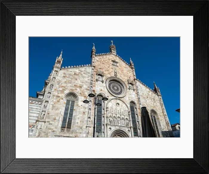 Framed Print : Beautiful view with Cathedral in Como - Como lake in Italy Framed Print : Beautiful view with Cathedral in Como - Como lake in Italy