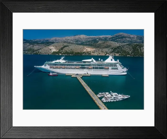 Framed Print : Kefalonia, Greece - August 22 Framed Print : Kefalonia, Greece - August 22