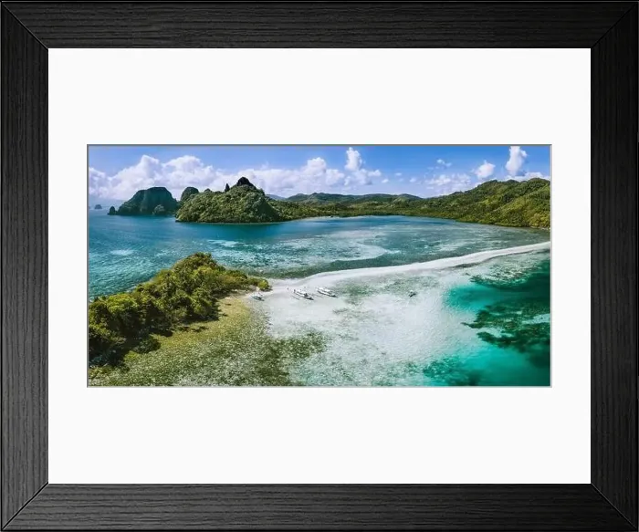 Framed Print : Aerial view of sandbar with turquoise sea shallow water on tropical Vigan Snake Island