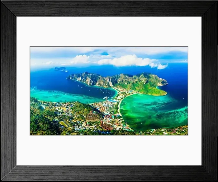 Framed Print : Thailand, Phi Phi Don island, Krabi province Framed Print : Thailand, Phi Phi Don island, Krabi province