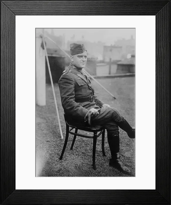 Framed Print : 1918 ca, New York, USA : The United States Mayor of New York City FIORELLO LA GUARDIA ( 1882 - 1947 ) Framed Print : 1918 ca, New York, USA : The United States Mayor of New York City FIORELLO LA GUARDIA ( 1882 - 1947 )