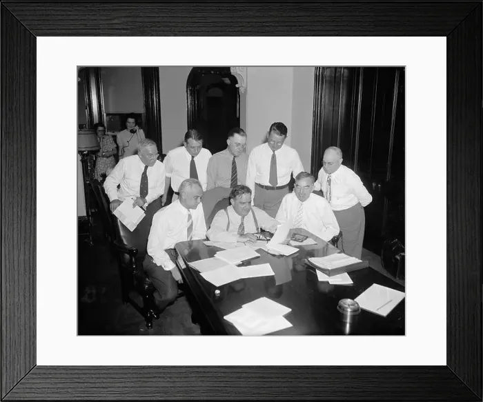 Framed Print : 1939, 14 july, WASHINGTON, USA : The United States Mayor of New York City FIORELLO LA GUARDIA ( 1882 - 1947 ) Framed Print : 1939, 14 july, WASHINGTON, USA : The United States Mayor of New York City FIORELLO LA GUARDIA ( 1882 - 1947 )