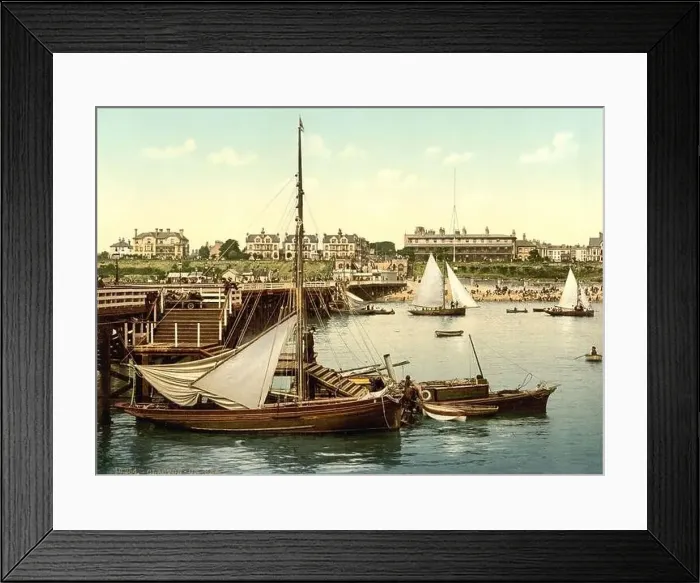 Framed Print : 1905 ca. CLACTON ON SEA, ESSEX Framed Print : 1905 ca. CLACTON ON SEA, ESSEX
