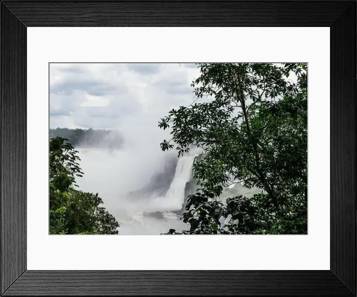 Framed Print : Iguazu falls Framed Print : Iguazu falls
