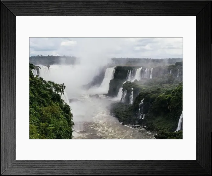 Framed Print : Iguazu falls Framed Print : Iguazu falls