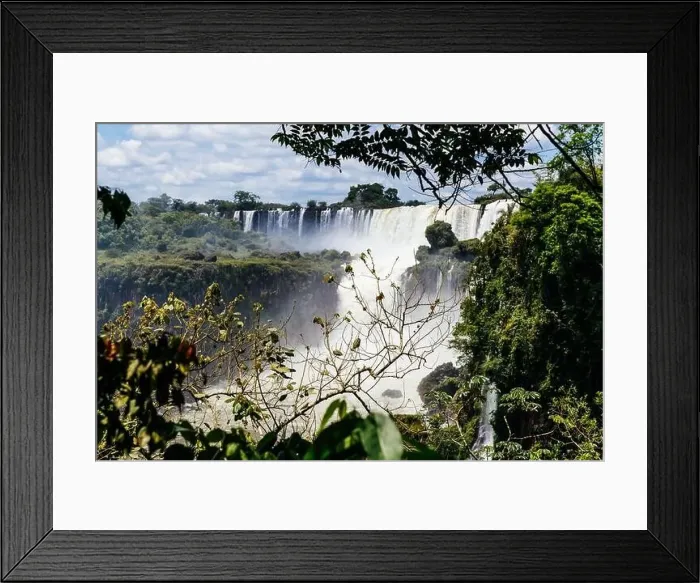 Framed Print : Iguazu falls Framed Print : Iguazu falls