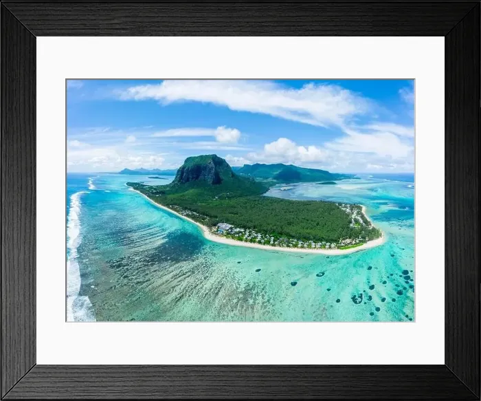 Framed Print : Luxury beach with Le Morne mountain in Mauritius Framed Print : Luxury beach with Le Morne mountain in Mauritius
