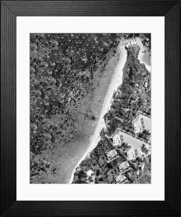 Framed Print : Elba Island, Italy. Amazing downward aerial view from drone of Capo Bianco and Padulella Beach near Portoferraio Framed Print : Elba Island, Italy. Amazing downward aerial view from drone of Capo Bianco and Padulella Beach near Portoferraio