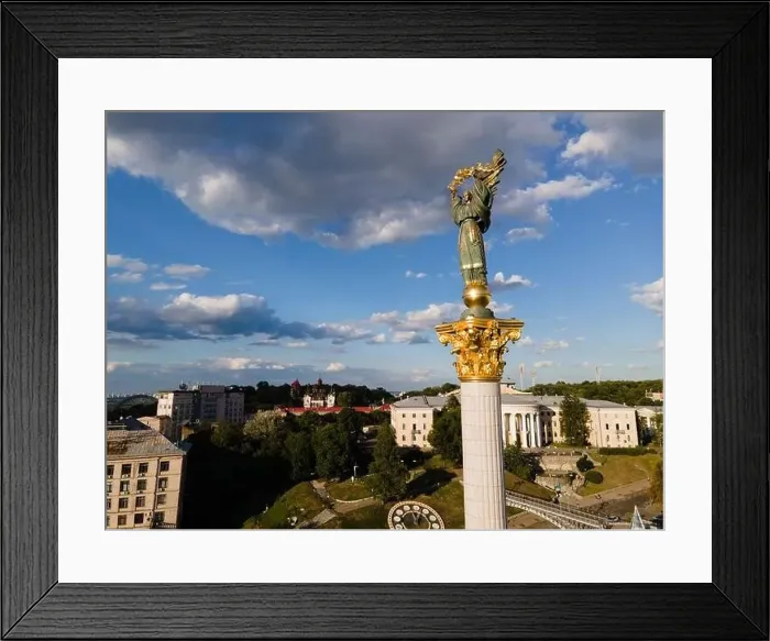 Framed Print : Monument on Independence Square in Kyiv, Ukraine Framed Print : Monument on Independence Square in Kyiv, Ukraine