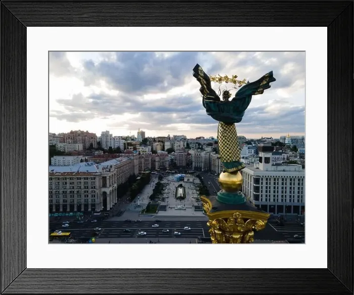 Framed Print : Monument on Independence Square in Kyiv, Ukraine Framed Print : Monument on Independence Square in Kyiv, Ukraine