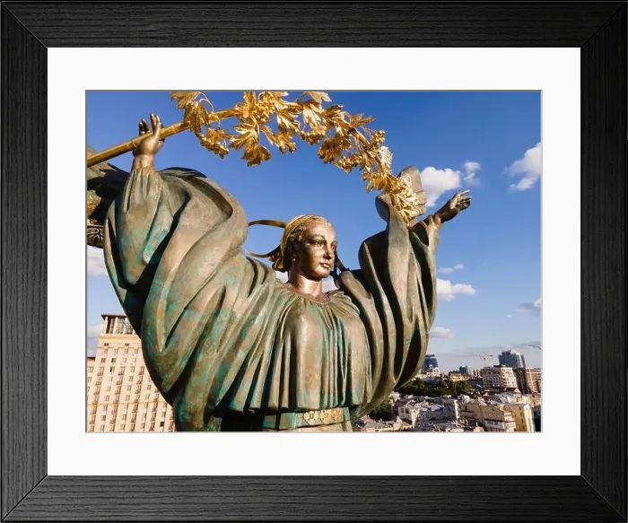 Framed Print : Monument on Independence Square in Kyiv, Ukraine Framed Print : Monument on Independence Square in Kyiv, Ukraine