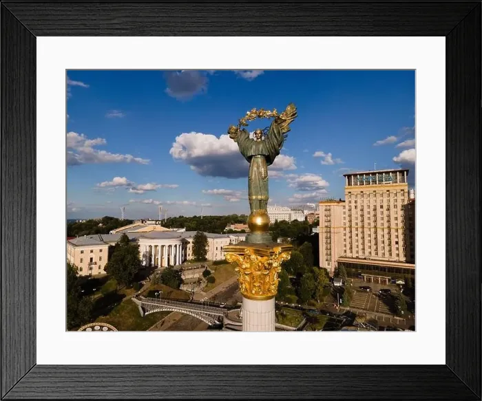 Framed Print : Monument on Independence Square in Kyiv, Ukraine Framed Print : Monument on Independence Square in Kyiv, Ukraine