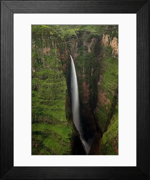 Framed Print : From above of breathtaking scenery of large Jinbar Waterfall with powerful stream flowing down rocky ravine Framed Print : From above of breathtaking scenery of large Jinbar Waterfall with powerful stream flowing down rocky ravine
