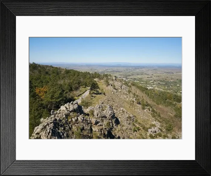 Framed Print : Serra de Sao Mamede mountains in Castelo de Vide, Portugal Framed Print : Serra de Sao Mamede mountains in Castelo de Vide, Portugal