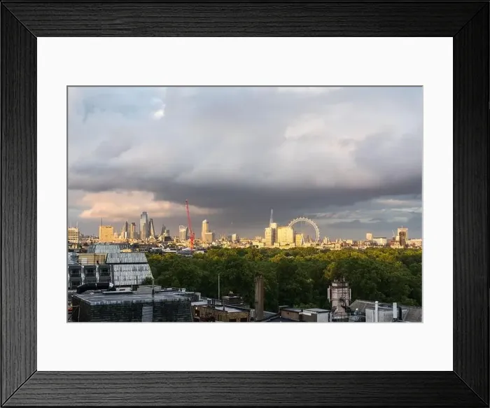 Framed Print : Stunning Sunrise over the city of London Framed Print : Stunning Sunrise over the city of London
