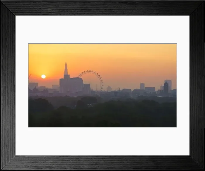 Framed Print : Stunning Sunrise over the city of London Framed Print : Stunning Sunrise over the city of London