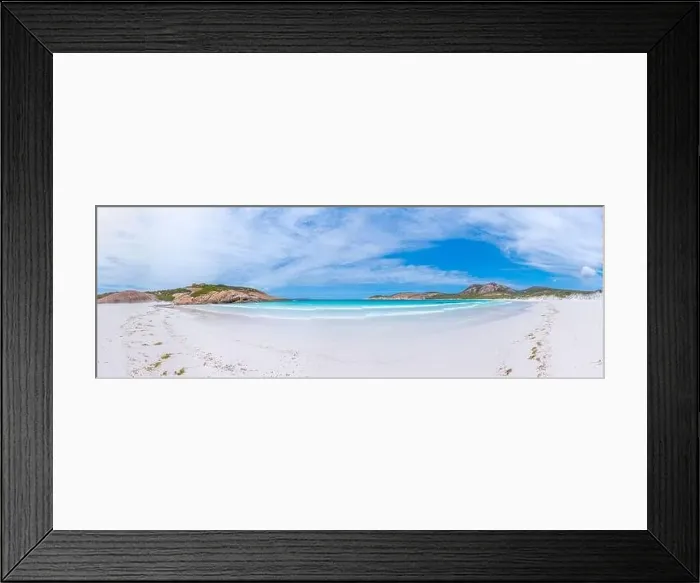 Framed Print : Hellfire bay near Esperance viewed during a cloudy day, Australia